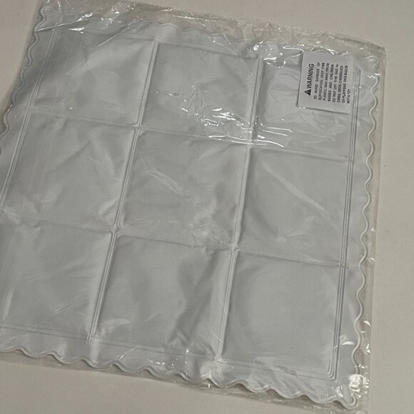 Pet Cooling Mat - Picture 9 of 10